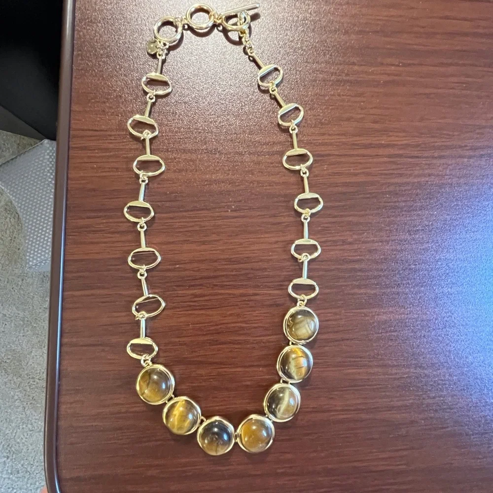 Talbots Gold tone Necklace with Brown tortoise Accents - Picture 2 of 5
